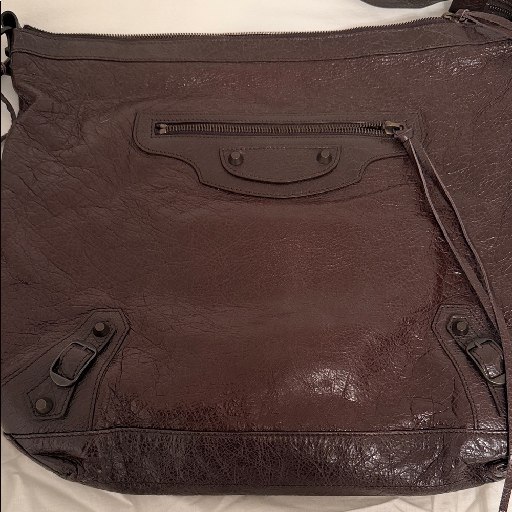 NWT Balenciaga Arena Leather Crossbody Messenger Bag Brown - Picture 4 of 11